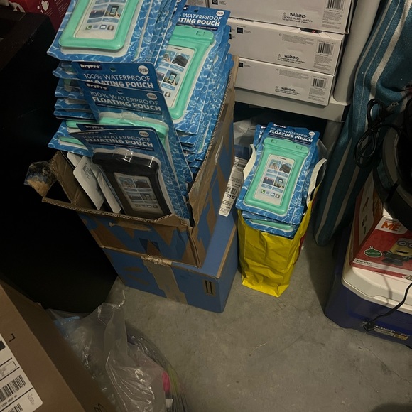 Set Of 2 Waterproof Floating Cell Phone Pouch W/ Strap asking $8 per pair - Picture 6 of 6